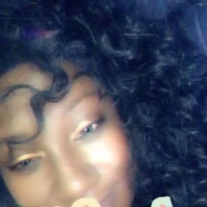 Meet your Posher, Tinae